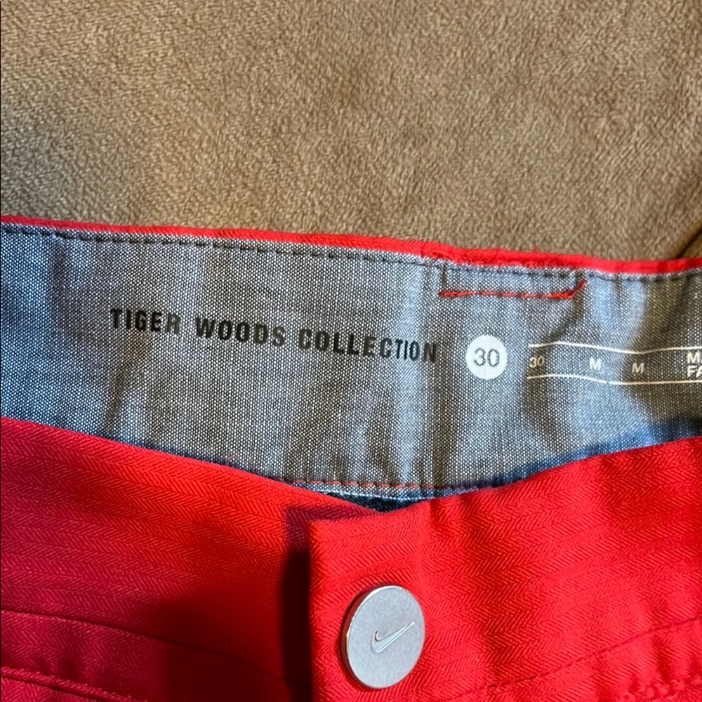 Nike Tiger Woods Collection Red Pants size 30 Golf